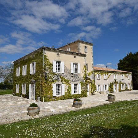 Clos De Bellevue Mortagne-sur-Gironde Exterior photo